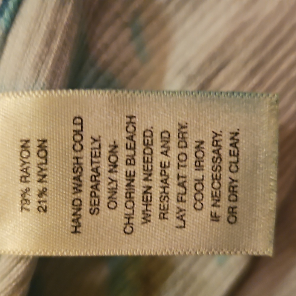 Whit house  Black  Market Floral Cardigan in Blue and White size m - Picture 5 of 10
